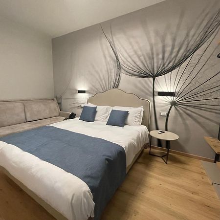 Hotel Central Giacomini 萨罗 外观 照片