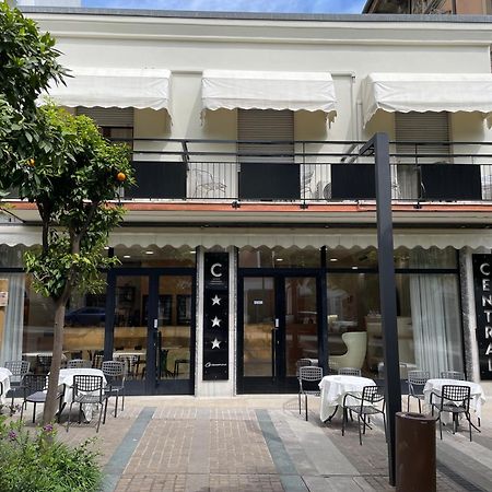 Hotel Central Giacomini 萨罗 外观 照片