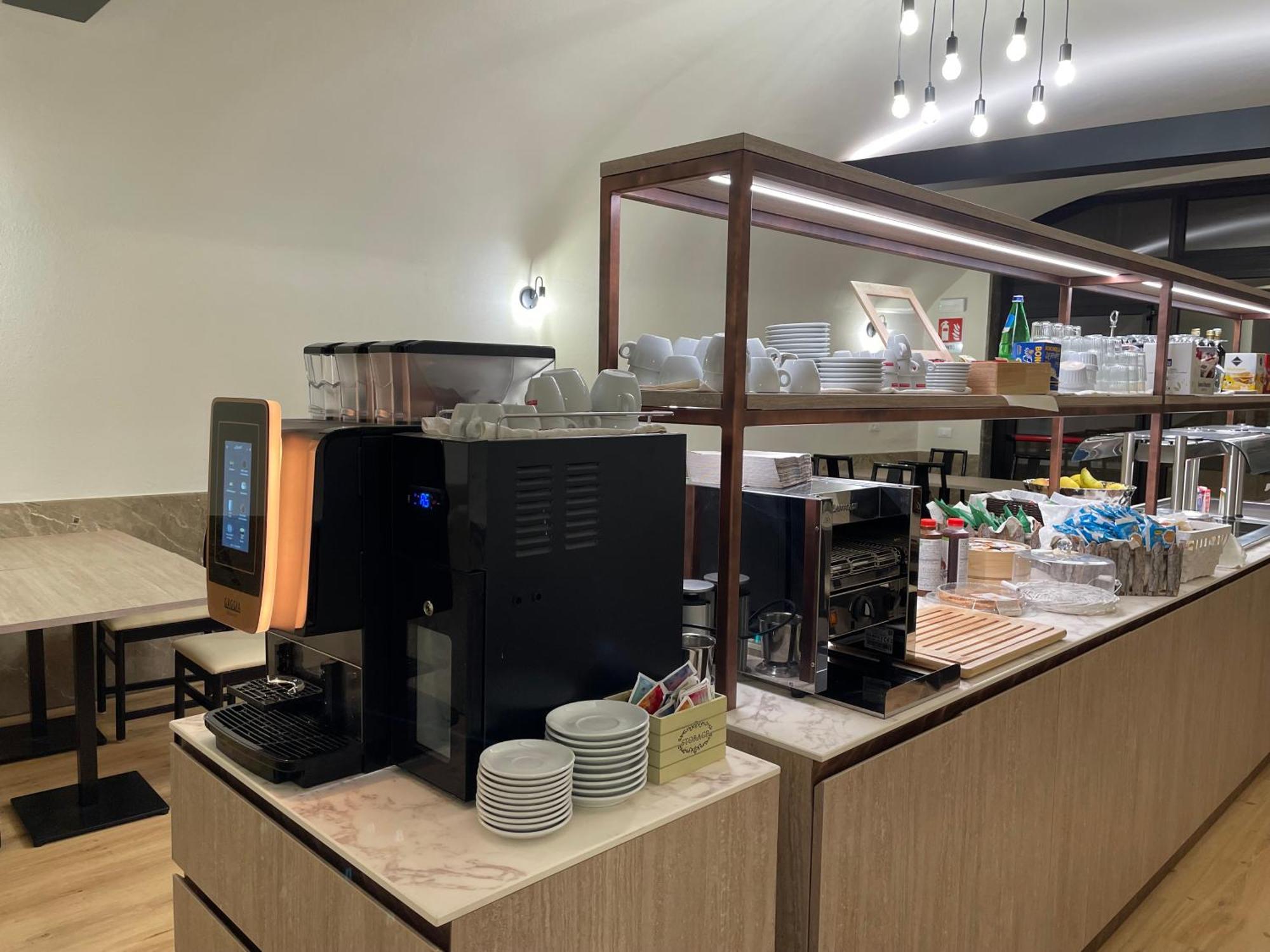 Hotel Central Giacomini 萨罗 外观 照片