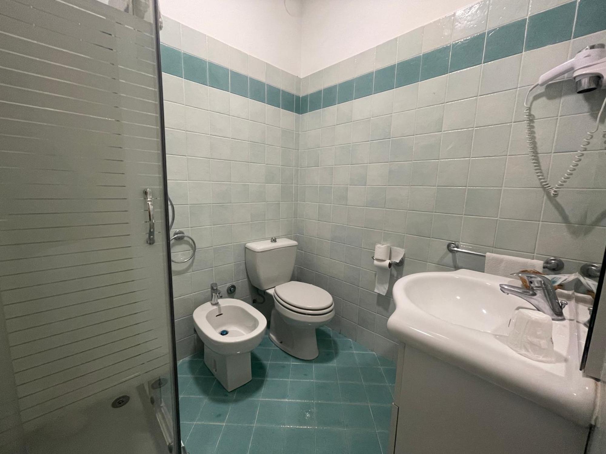 Hotel Central Giacomini 萨罗 外观 照片