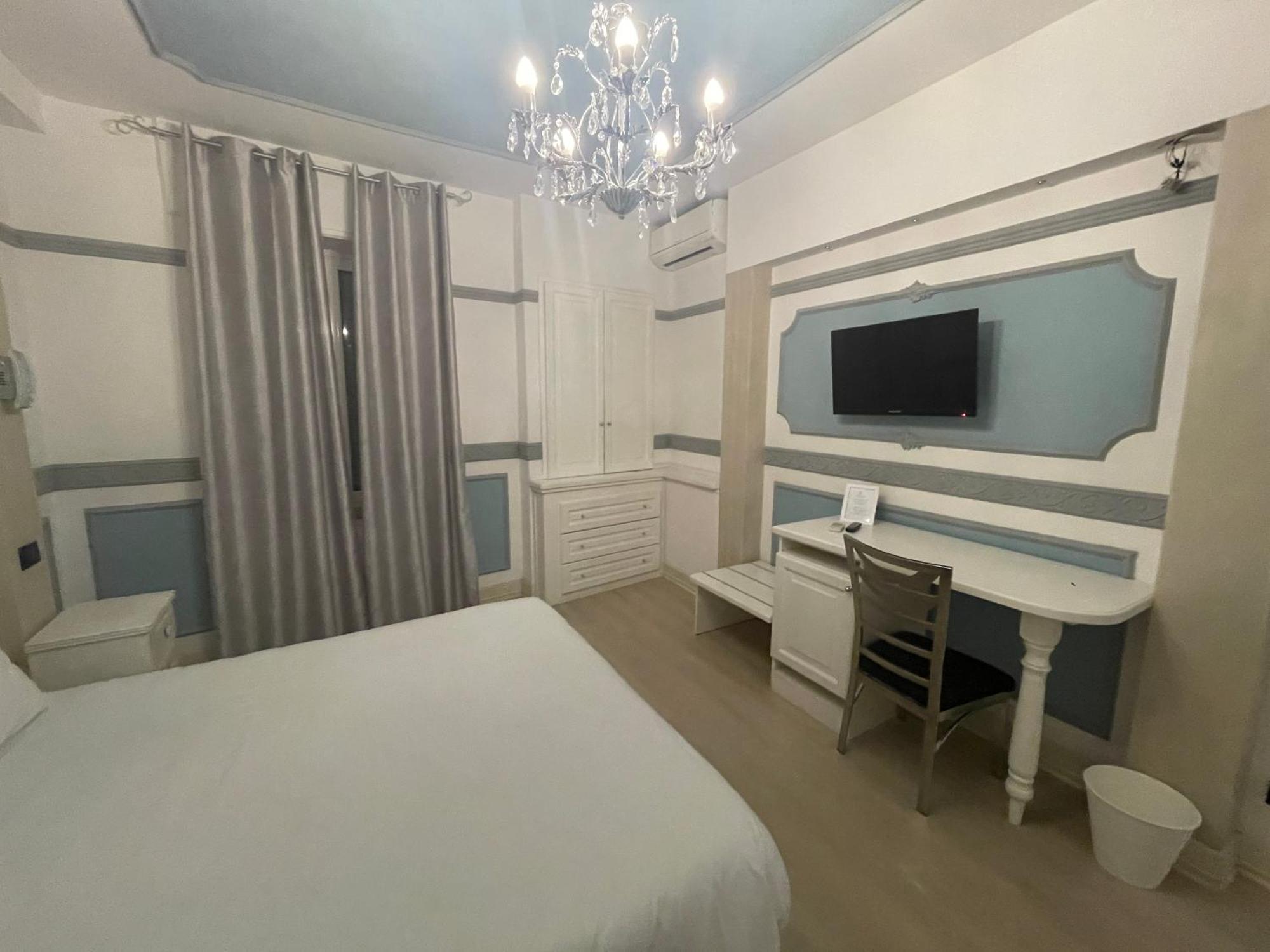 Hotel Central Giacomini 萨罗 外观 照片
