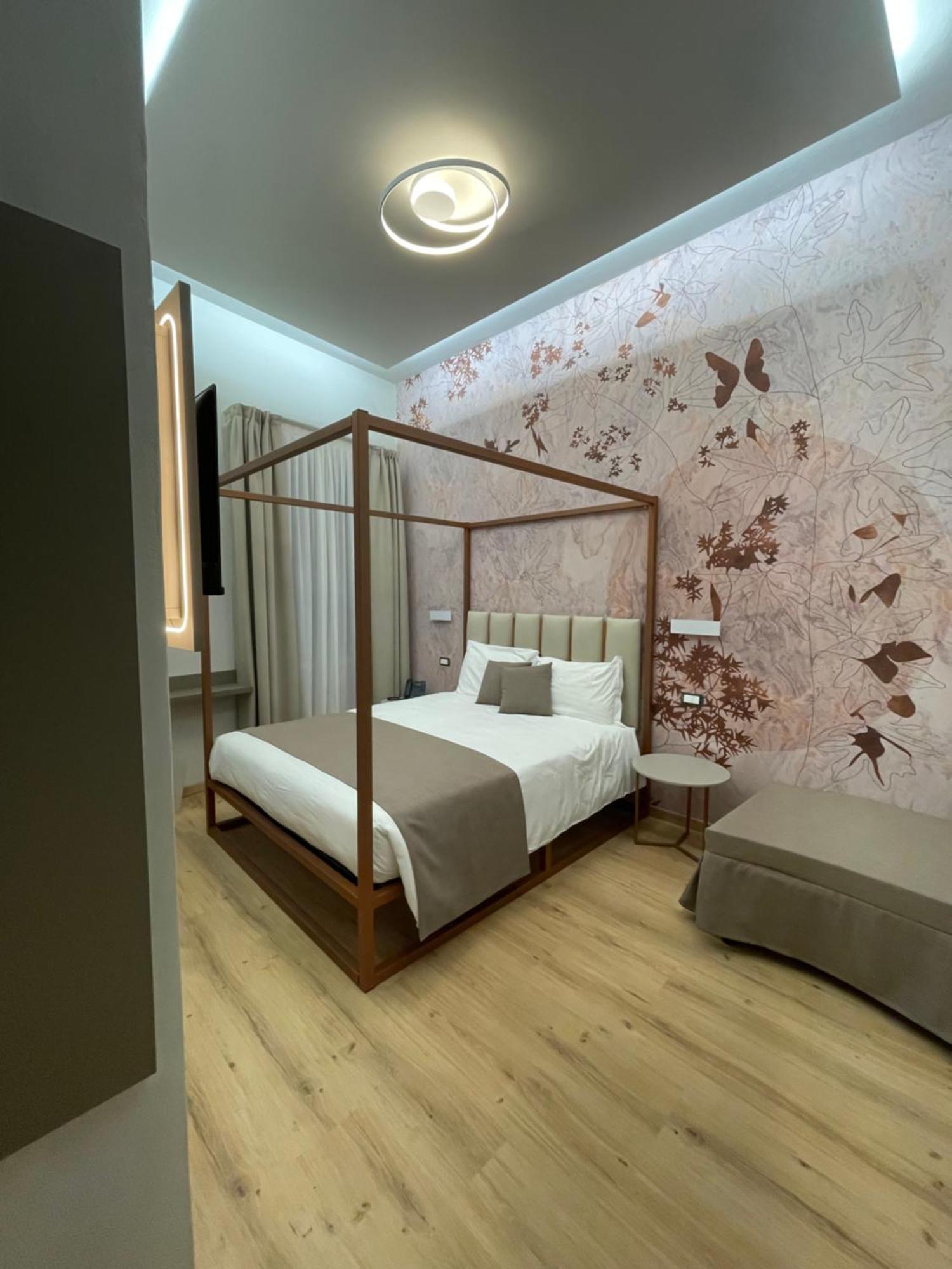 Hotel Central Giacomini 萨罗 外观 照片