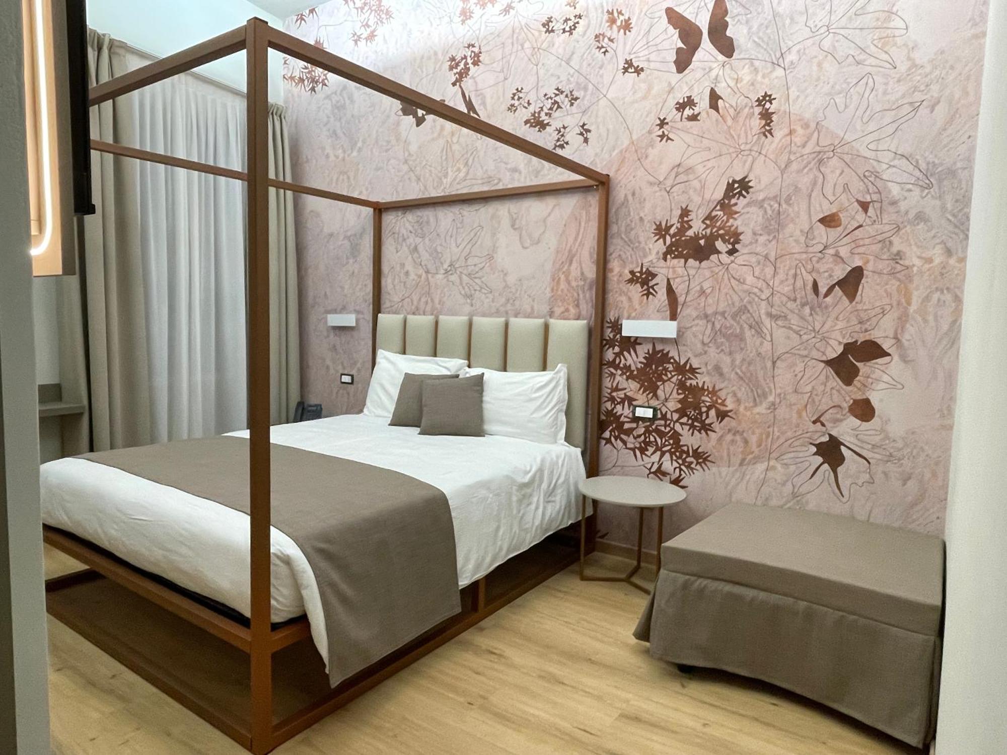 Hotel Central Giacomini 萨罗 外观 照片